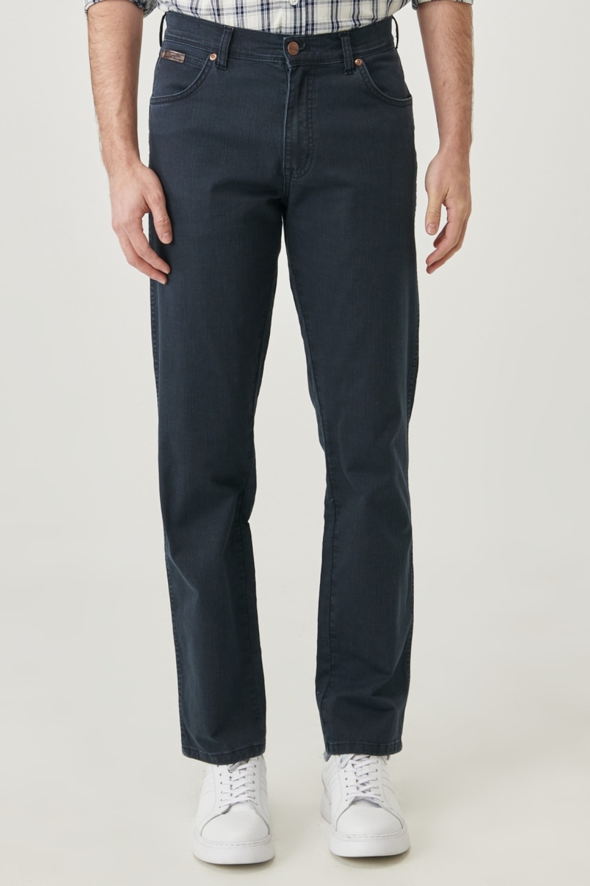 

Джинсы мужские Wrangler 8682344320826 синие 40/32 (доставка из-за рубежа), Синий, 8682344320826