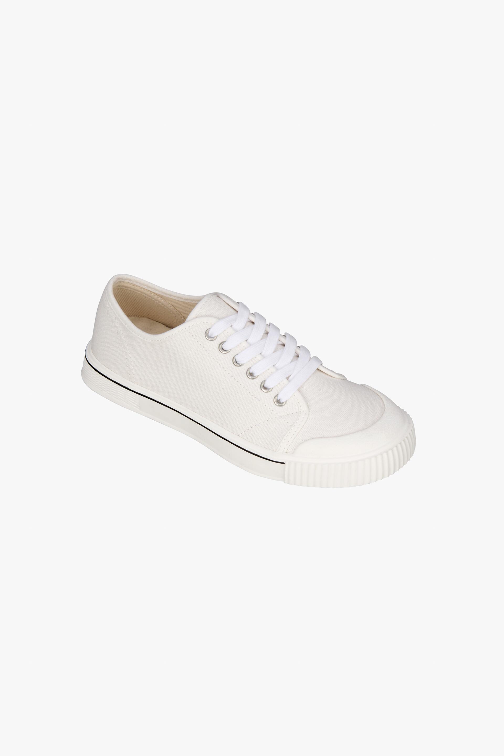 

Кеды женские ZARA 197038 белые 37 RU (доставка из-за рубежа), 197038
