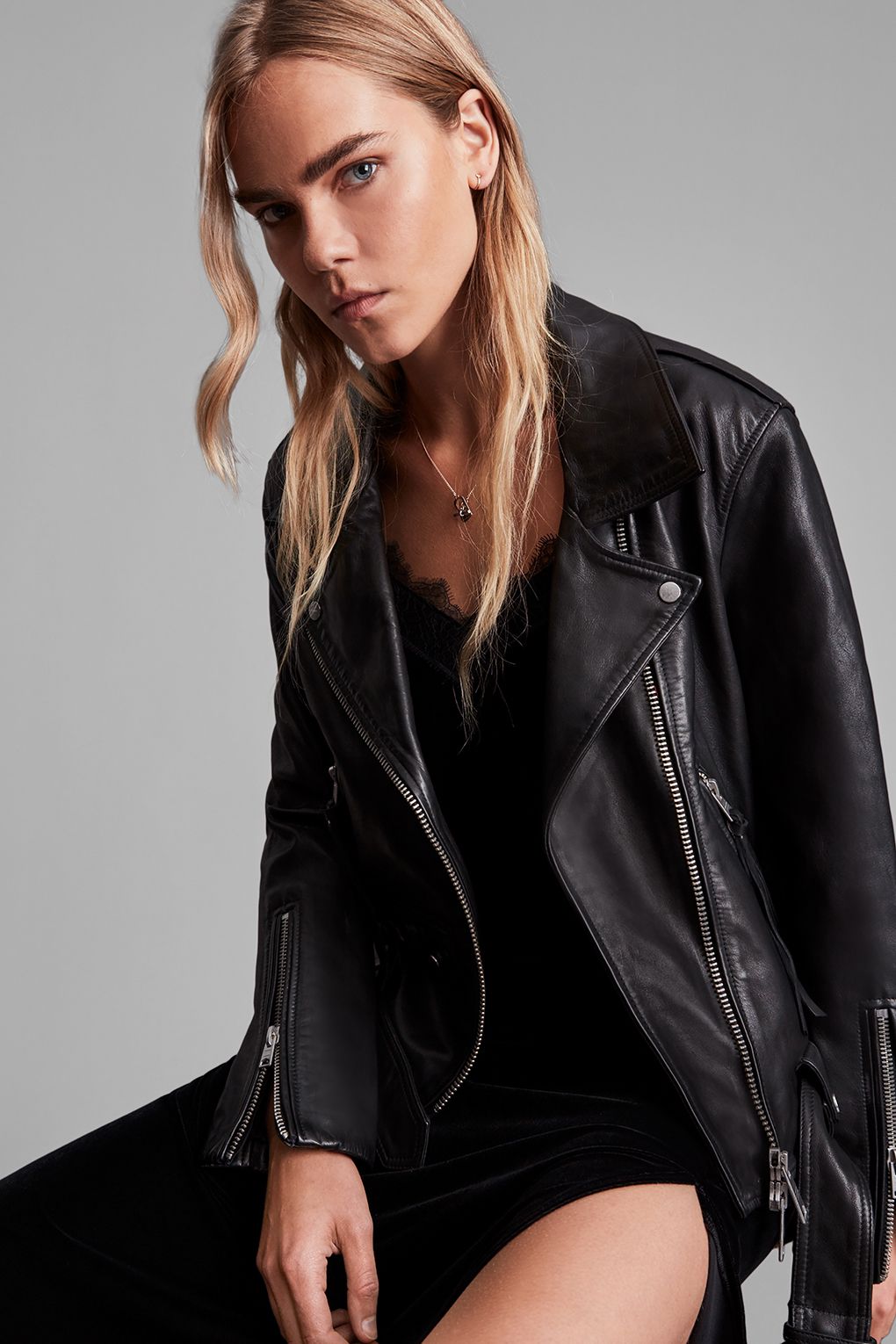 Кожаная куртка женская Allsaints WL046T черная S