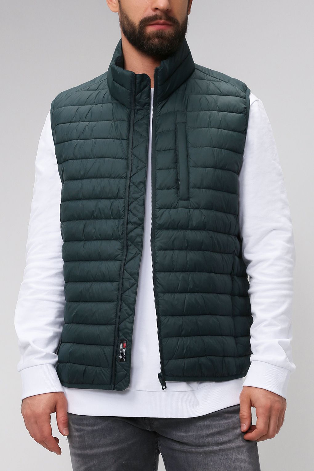 

Утепленный жилет мужской Esprit Casual 990EE2H301 зеленый XL, 990EE2H301