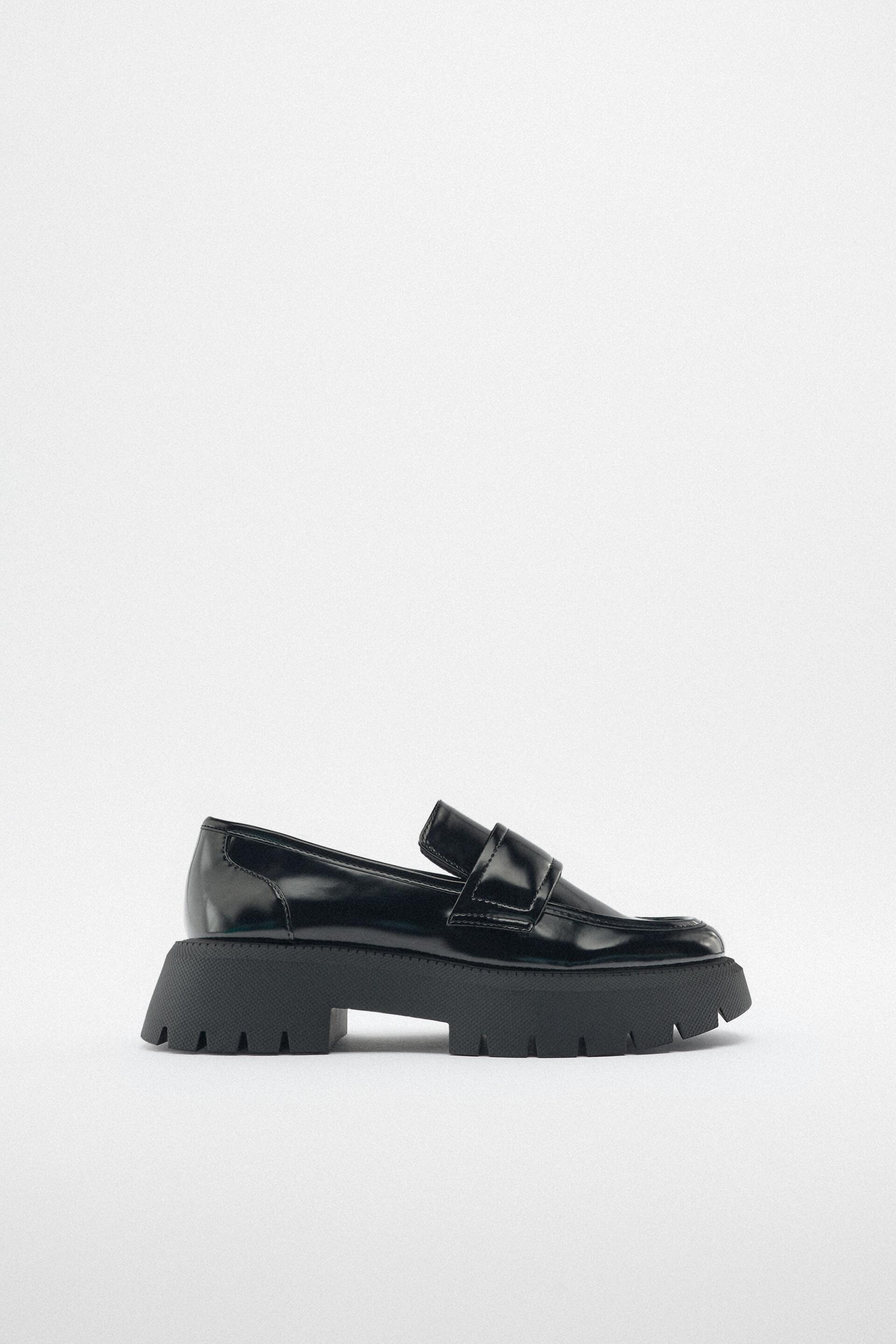 

Лоферы женские ZARA 13506010 черные 42 EU (доставка из-за рубежа), 13506010