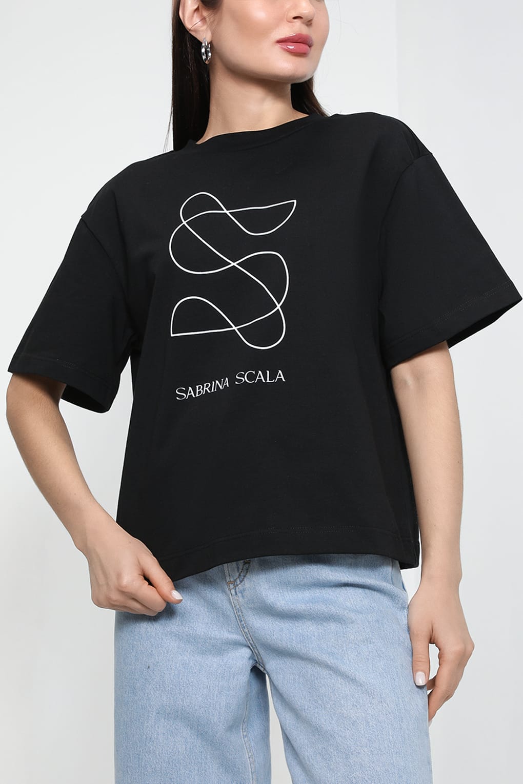 

Футболка женская SABRINA SCALA SS230312196 черная XS, Черный, SS230312196