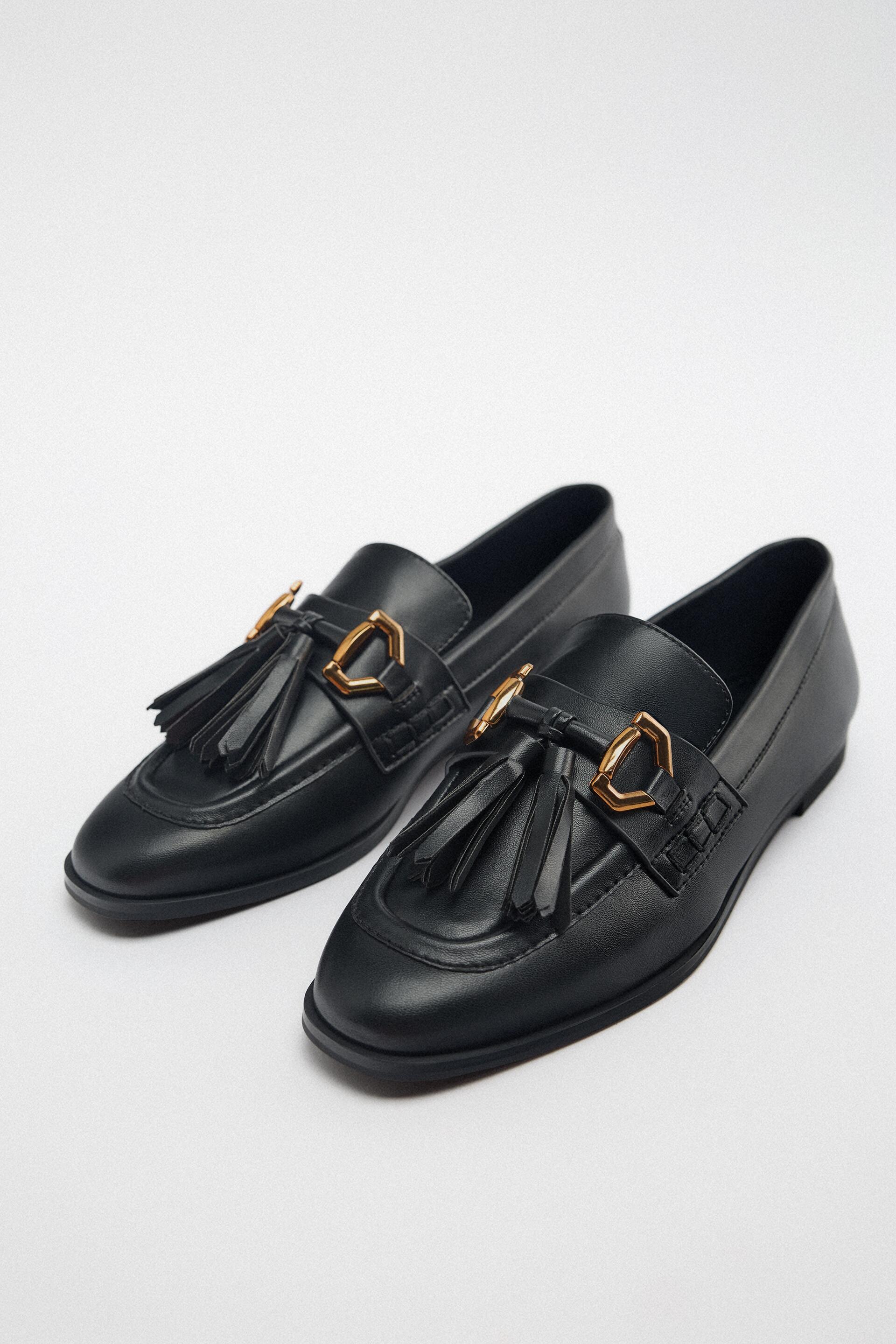 

Лоферы женские ZARA 12503010 черные 40 EU (доставка из-за рубежа), Черный, 12503010