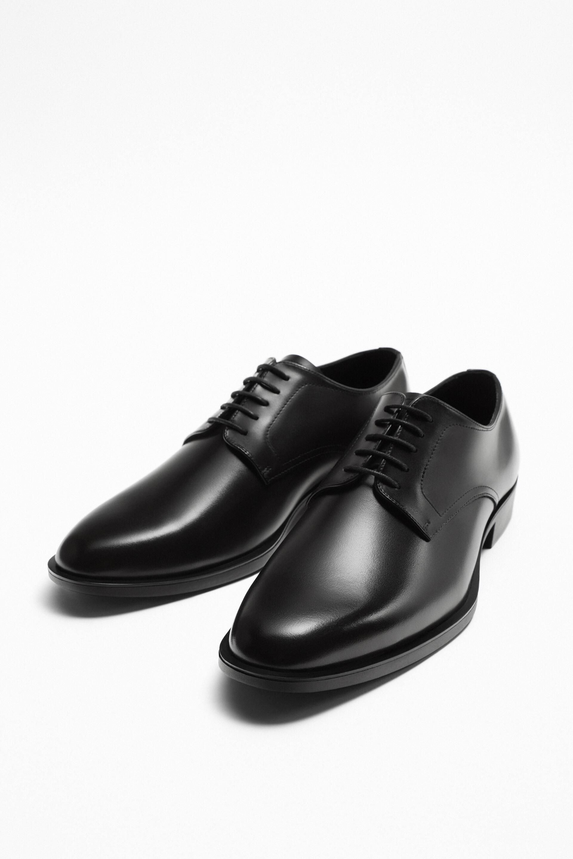 

Туфли мужские ZARA 12405120 черные 39 EU (доставка из-за рубежа), 12405120