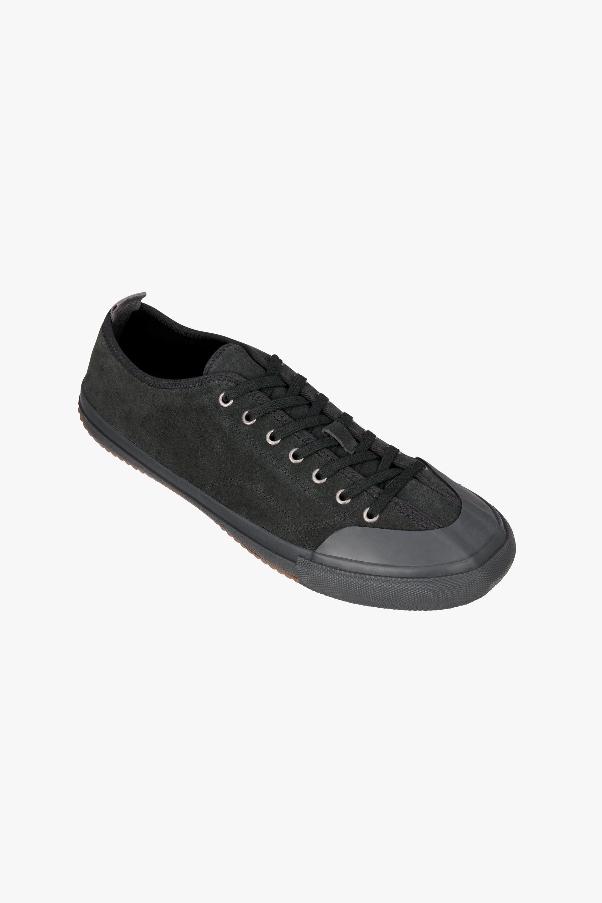 

Кеды мужские ZARA 203180 черные 43 RU (доставка из-за рубежа), 203180