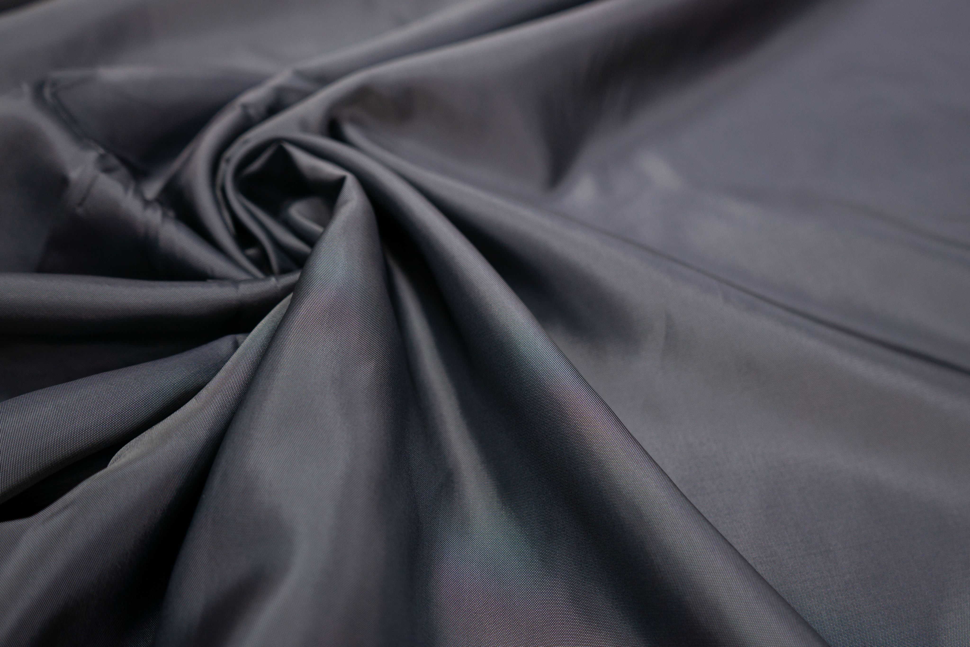 

Ткань UNOFABRIC BEJSD123 Подкладочная купра черный графит. Ткань для шитья 100x140 см, Серый;черный