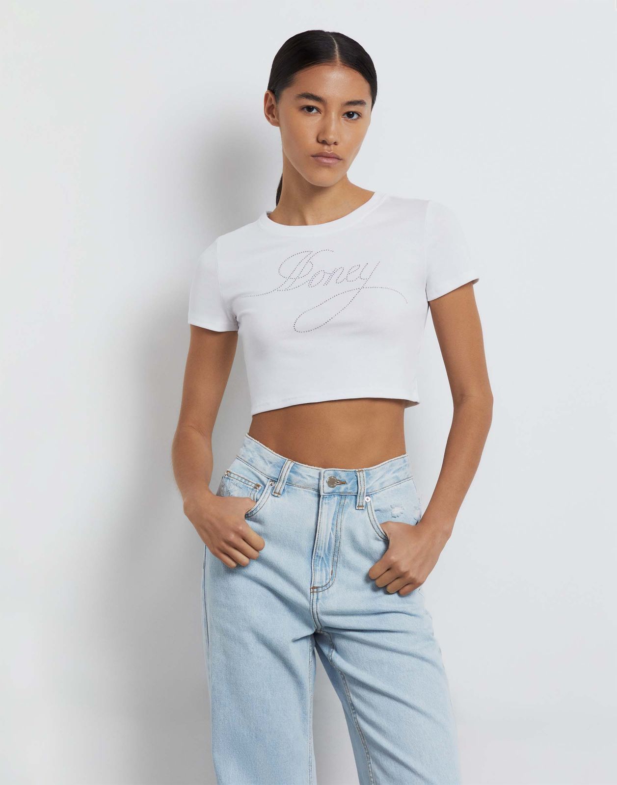 

Футболка женская Gloria Jeans GKT022046 белый S/170, GKT022046