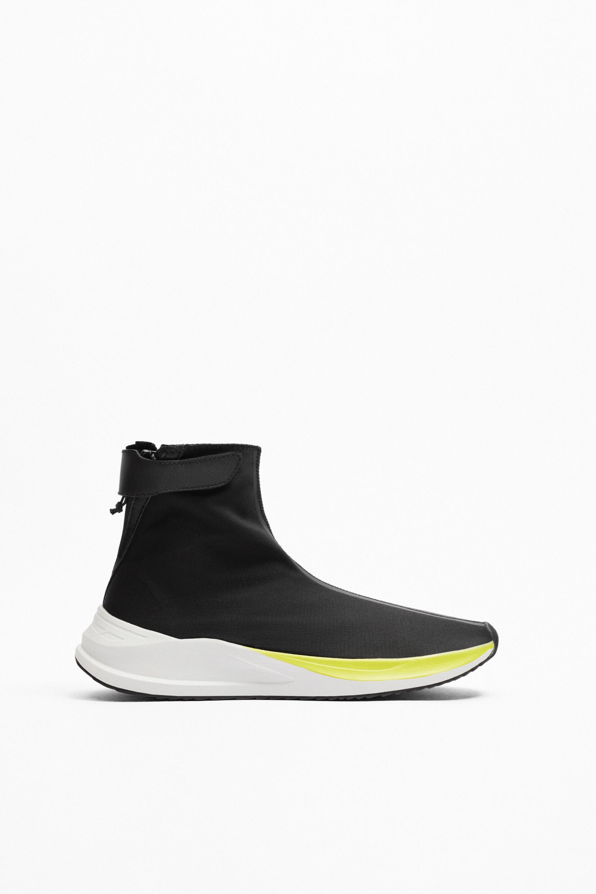 

Кроссовки мужские ZARA 12102020 черные 43 RU (доставка из-за рубежа), 12102020