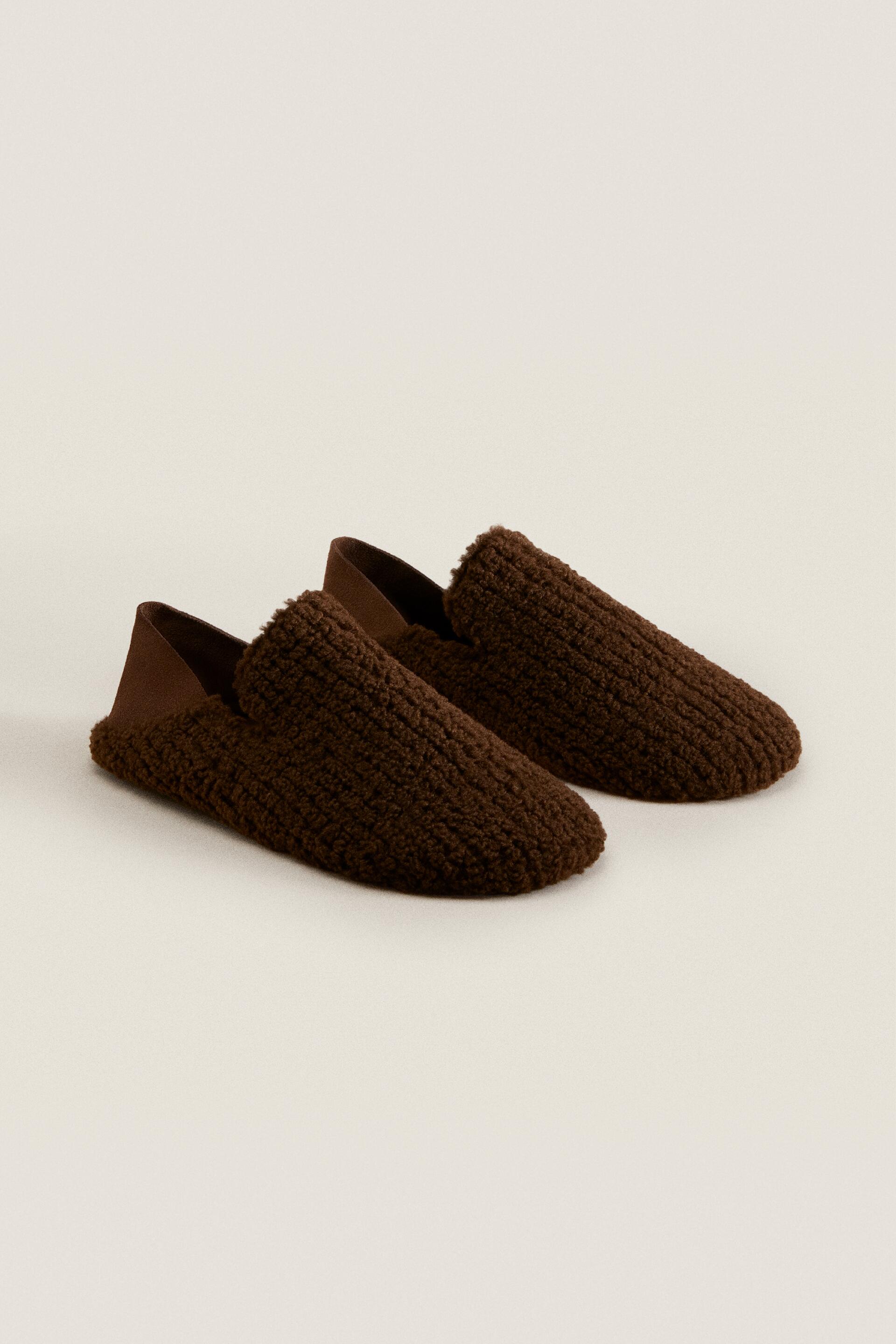 

Тапочки мужские ZARA 180382 зеленые 40 RU (доставка из-за рубежа), 180382