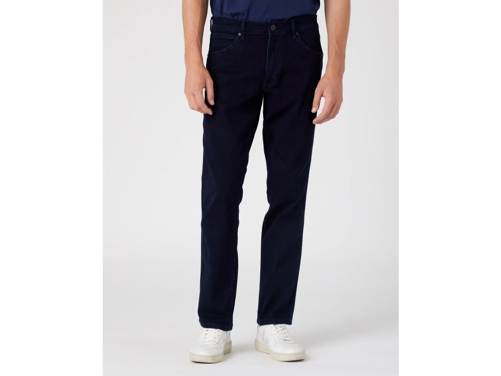 

Джинсы Wrangler для мужчин, чёрные-Black, размер 32-34, 112127042, Черный, 112127042