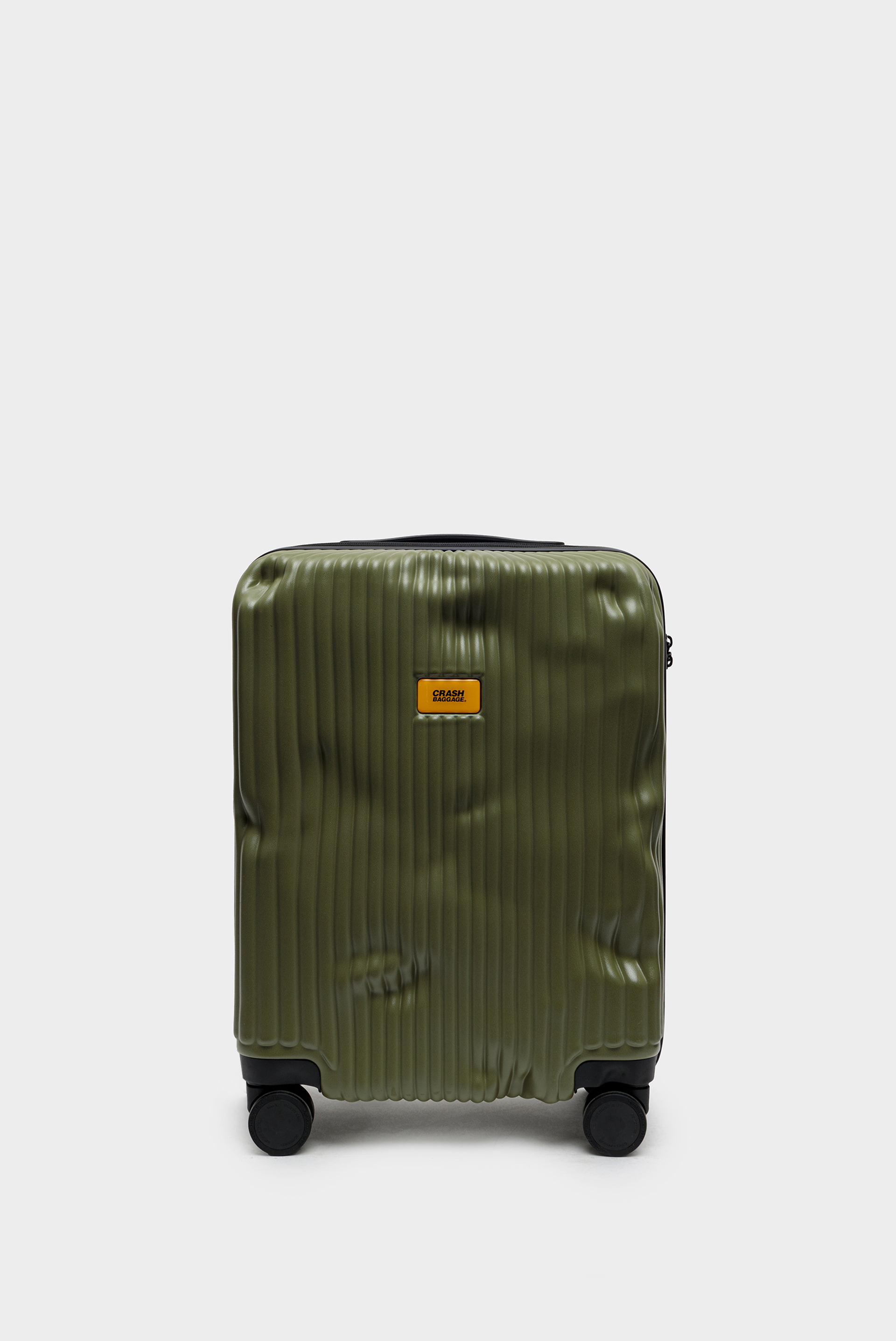 Чемодан унисекс Crash Baggage stripe cabin small оливковый 55х40х22 см 41990₽