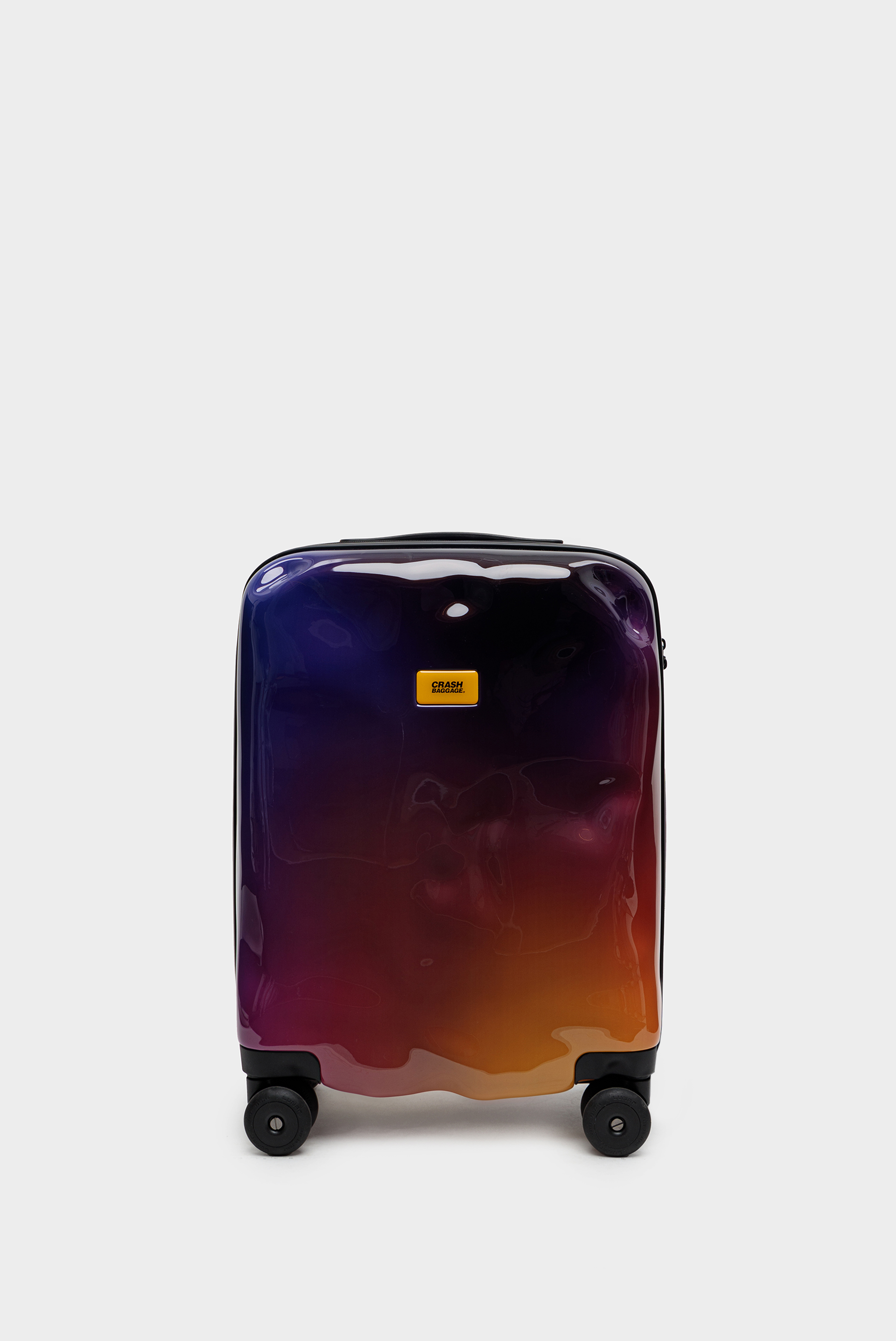 Чемодан унисекс Crash Baggage icon lunar cabin 4w фиолетовый 55х40х22 см 54990₽