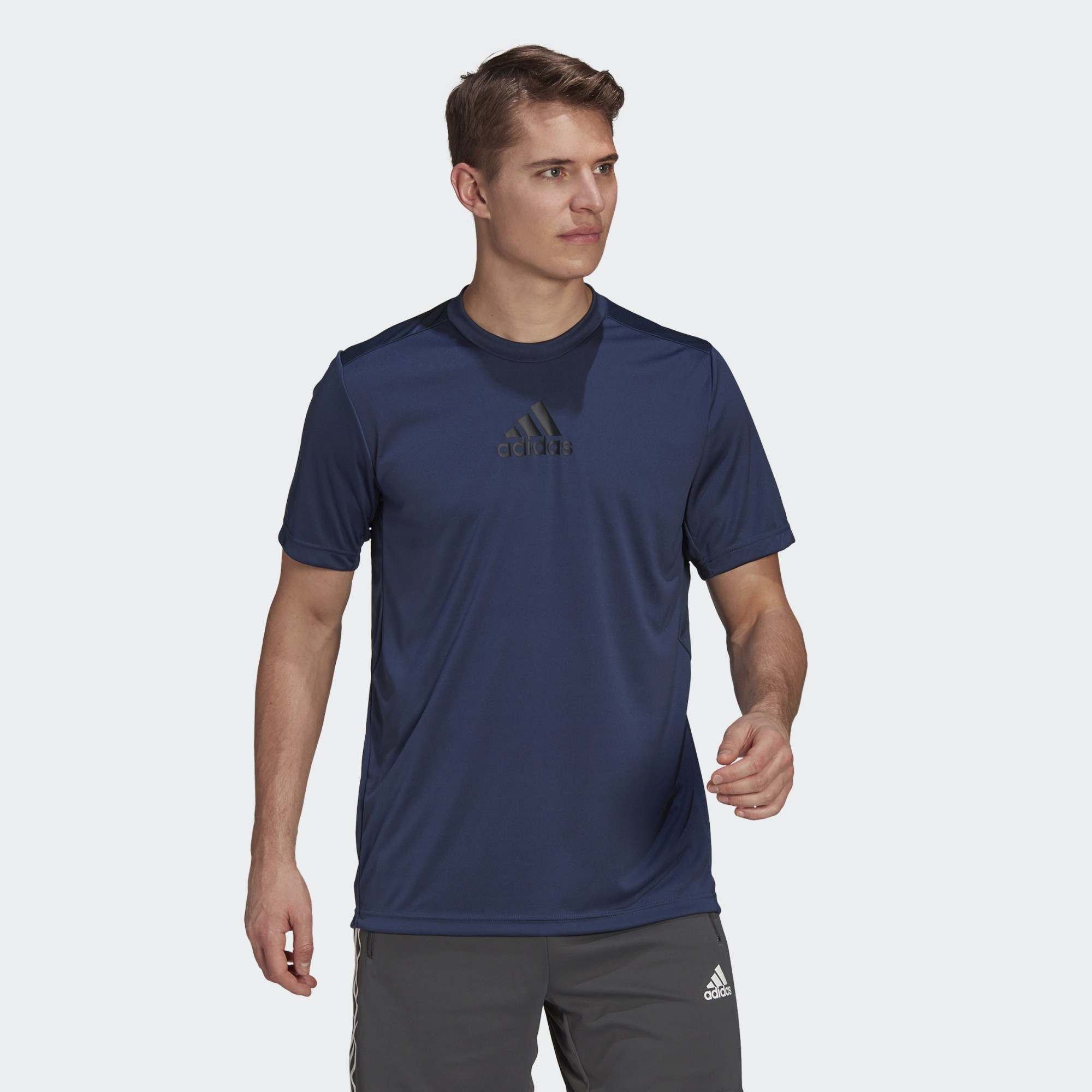 

Футболка мужская Adidas GM2129 синяя XL, GM2129