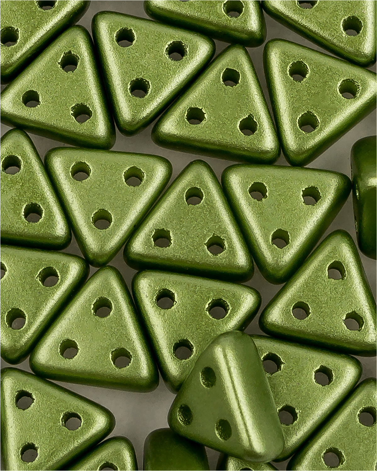 

Бусины Czech Beads Emma beads Alabaster Pastel Olivine, 5 гр, Разноцветный, Emma Beads