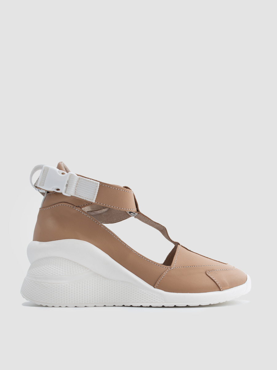 

Босоножки женские Reversal 1695R коричневые 39 RU, 1695R