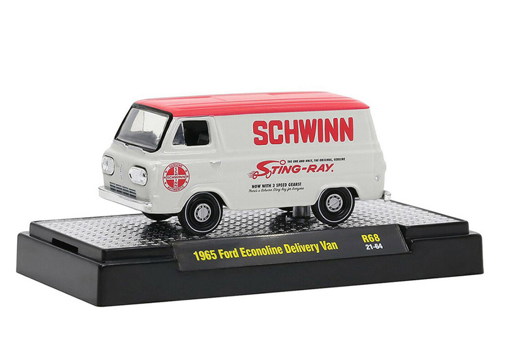 Модель коллекционная M2 Machines Ford econoline delivery van schwinn 1965 кремовый