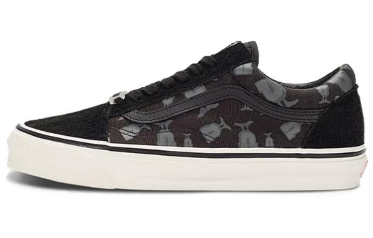 

Кеды унисекс Vans UNDEFEATED x Old Skool черные 42 EU, Черный, UNDEFEATED x Old Skool