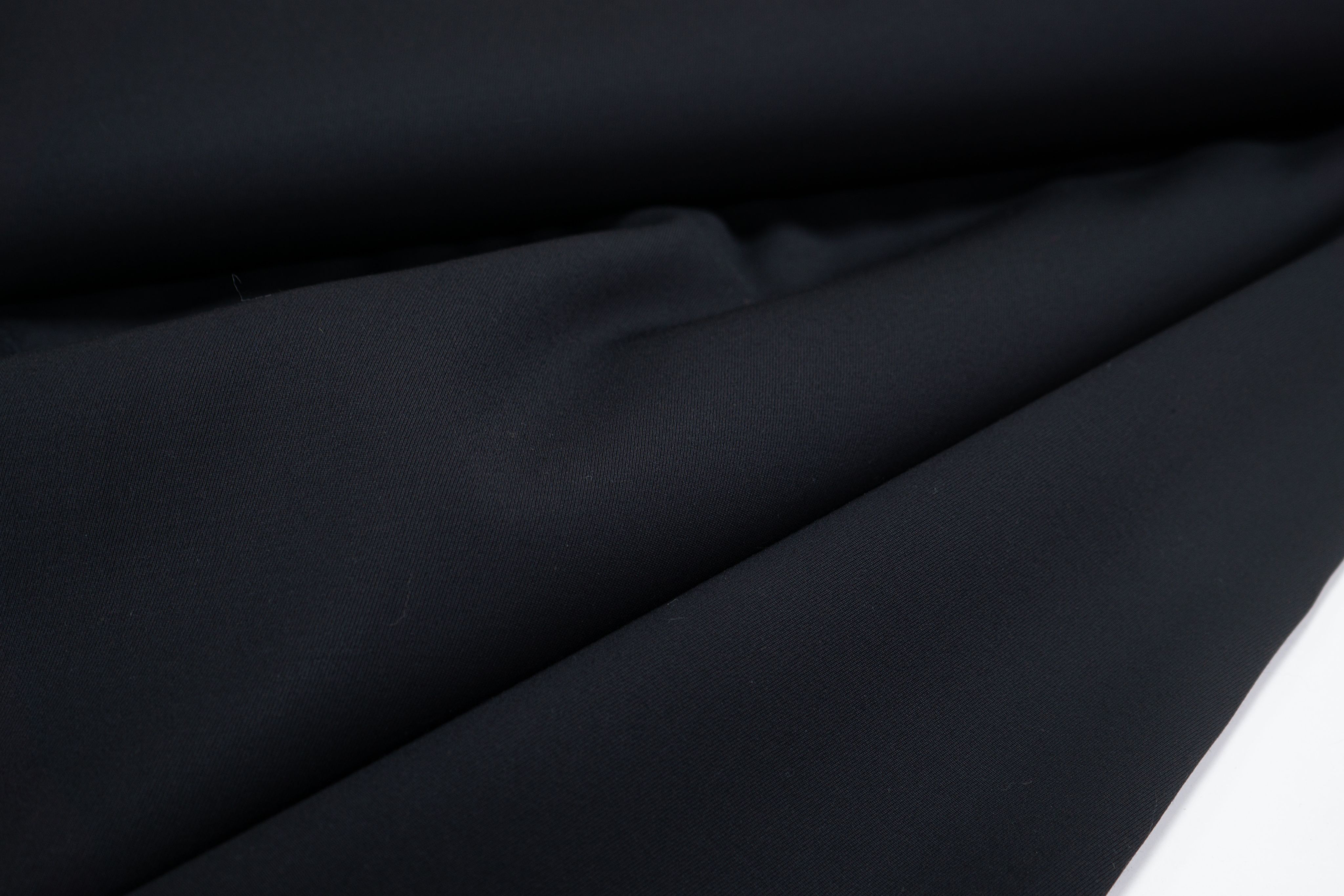 

Ткань UNOFABRIC AL9821 Шерсть двойная черная габардин. Ткань для шитья 100x132 см, Черный