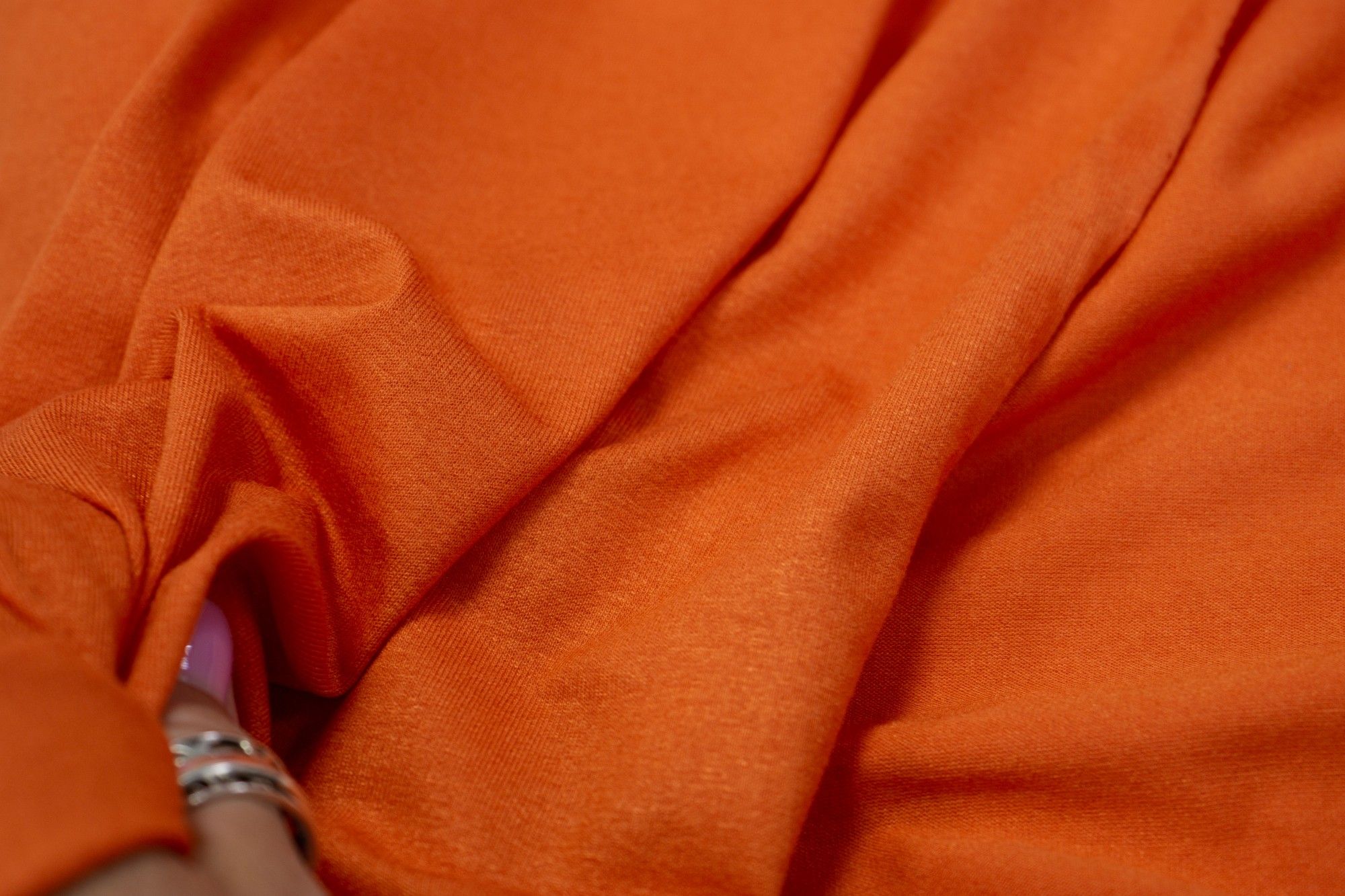 

Ткань UNOFABRIC AL8632 Трикотаж кулирка оранжевая. Ткань для шитья 100x141 см, Оранжевый