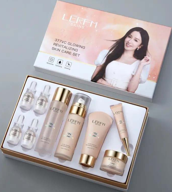 Косметический набор для ухода за лицом LERFM GLOWING REVITALIZING koleston perfect new обновленная стойкая крем краска 81650884 10 04 бархатное утро 60 мл базовые тона