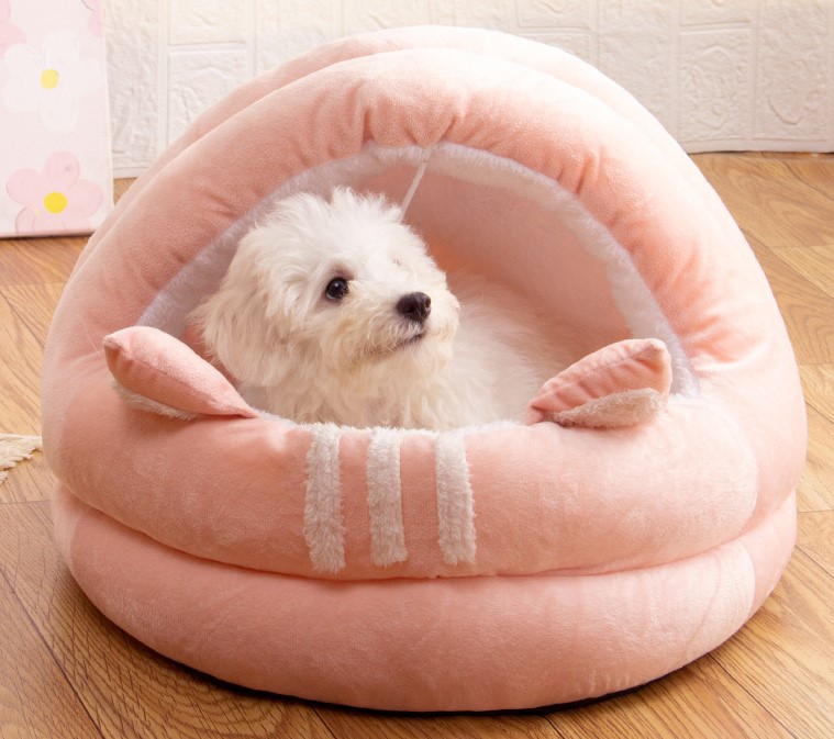 Домик-лежанка для кошек и собак Family Pet,с игрушкой, S, 35х35х32см, розовый