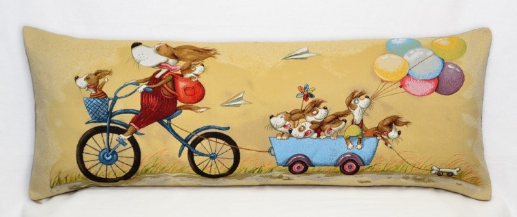 фото Подушка декоративная гобеленовая "велопрогулка собачки", 32х85 см студия текстильного дизайна