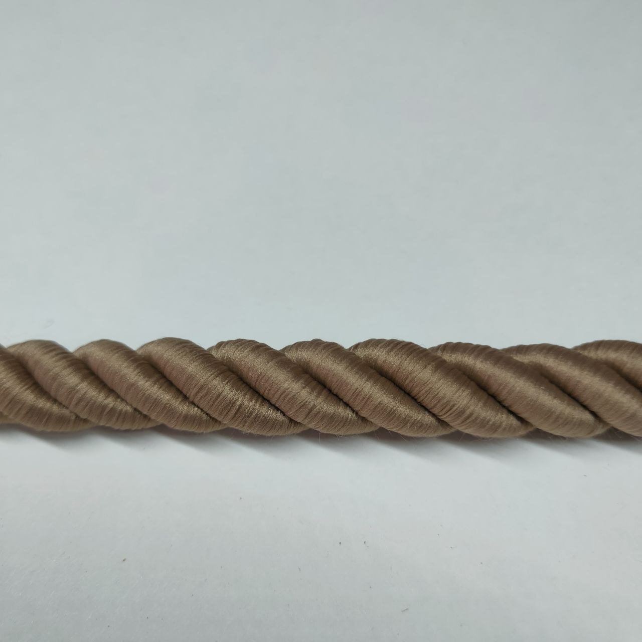 

Шнур декоративный idealtex Ш-24-4.0 , длина 24 м, диаметр 12 мм, Коричневый, 4.0