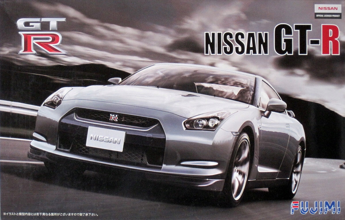 

FU04749 Nissan GT-R R35