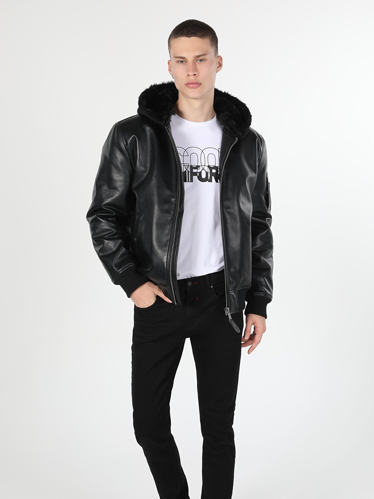 

Кожаная куртка мужская Colin's CL1060744_Q1.V1 черная 2XL, Черный, CL1060744_Q1.V1