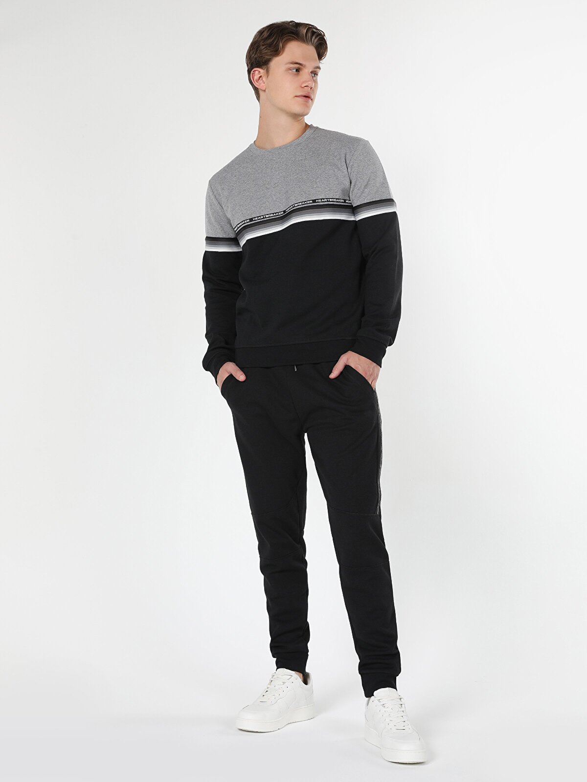 

Спортивные брюки мужские Colin's CL1059896_Q1.V1_BLK черные 2XL, CL1059896_Q1.V1_BLK