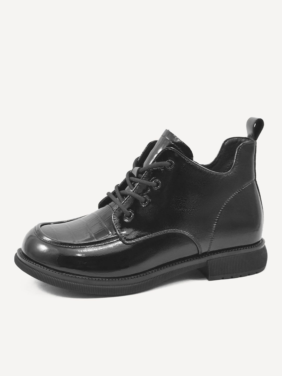 Черные женские ботинки Baden CV316-010 размера 39 по российской системе.