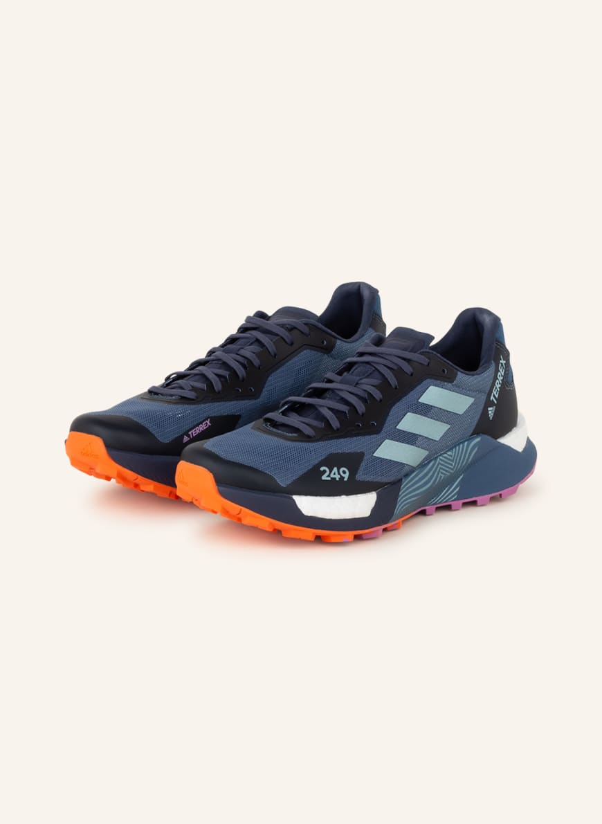 

Кроссовки женские Adidas 1001298407 синие 40.5 RU (доставка из-за рубежа), 1001298407