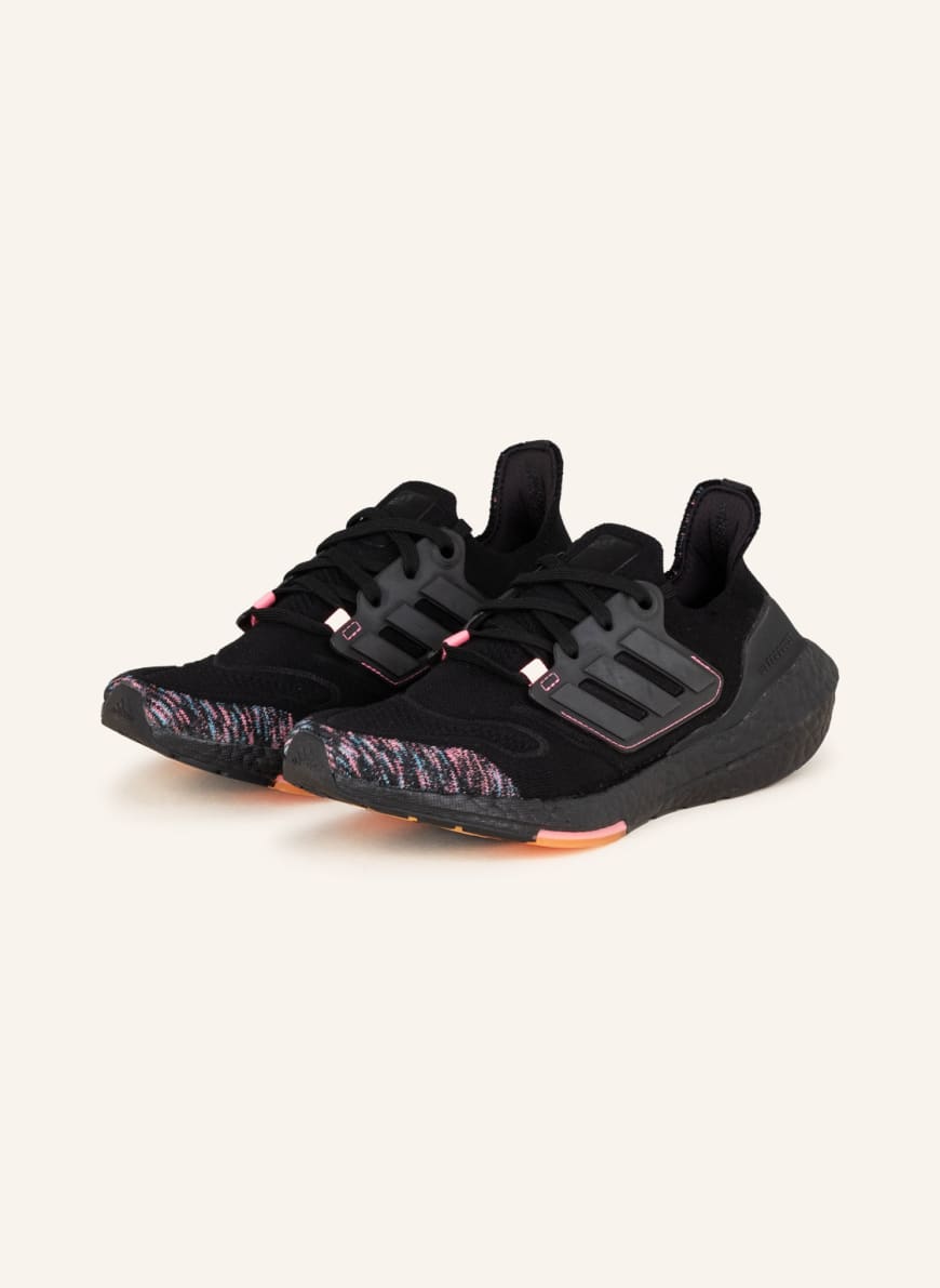 

Кроссовки женские Adidas 1001298324 черные 42 RU (доставка из-за рубежа), 1001298339