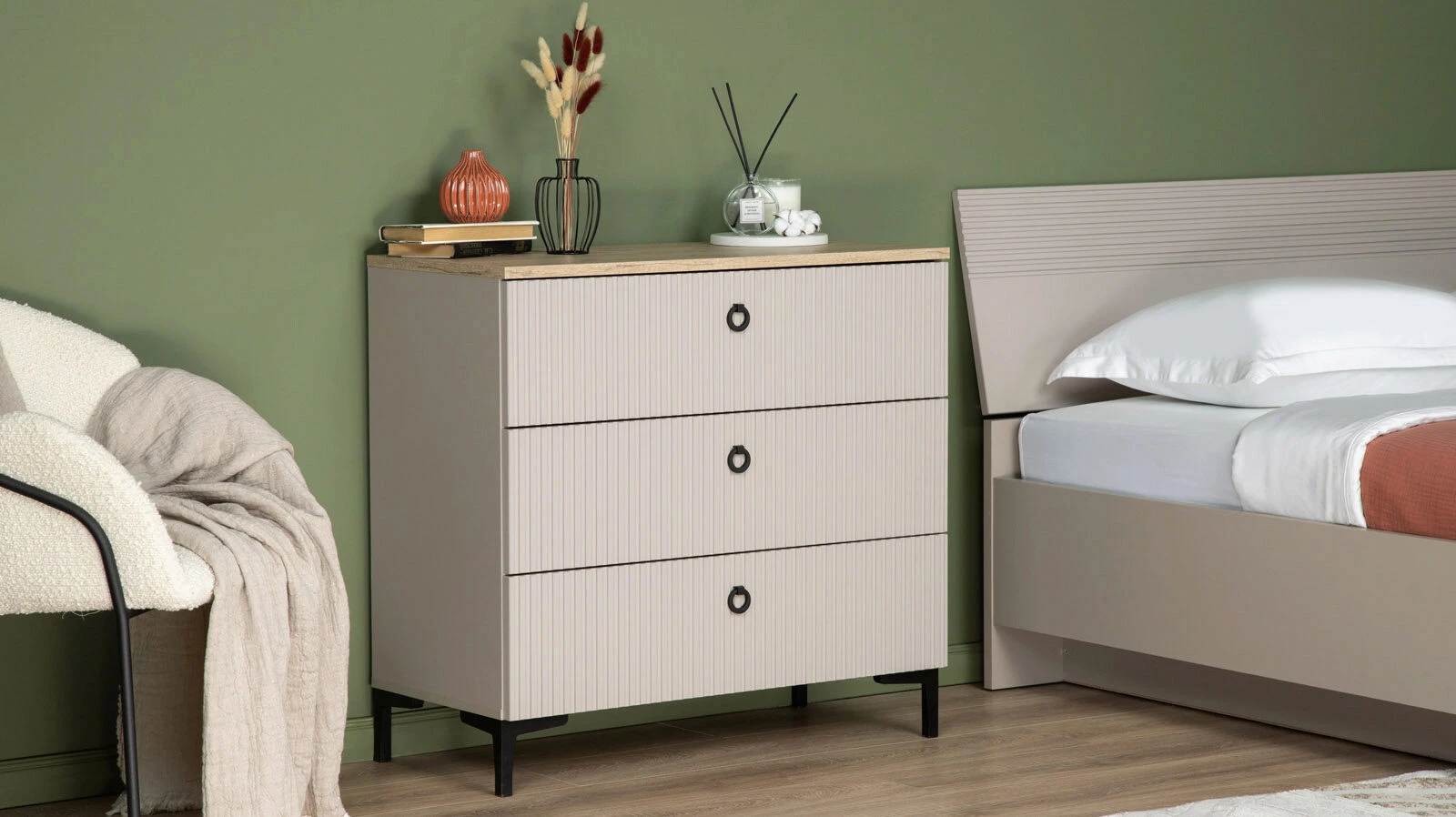 

Комод Askona Zima 3 ящика Дуб сильверджек ореховый/Глиняный серый 85x81x41, Zima