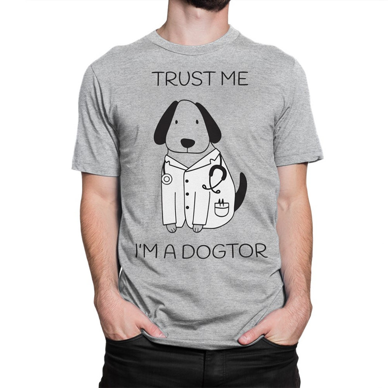 

Футболка мужская Dream Shirts Пес Доктор - Trust Me I'm A Dogtor серая 3XL, Пес Доктор - Trust Me I'm A Dogtor