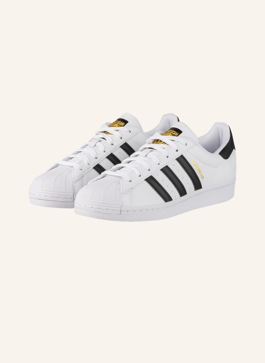 

Кеды унисекс Adidas 1001091787 белые 44 RU (доставка из-за рубежа), 1001091787