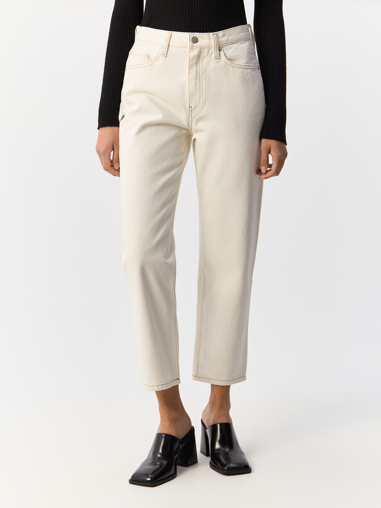 

Джинсы женские Tommy Hilfiger Classic High Rise Straight WW0WW42195 белые 29/30, Белый, Classic High Rise Straight