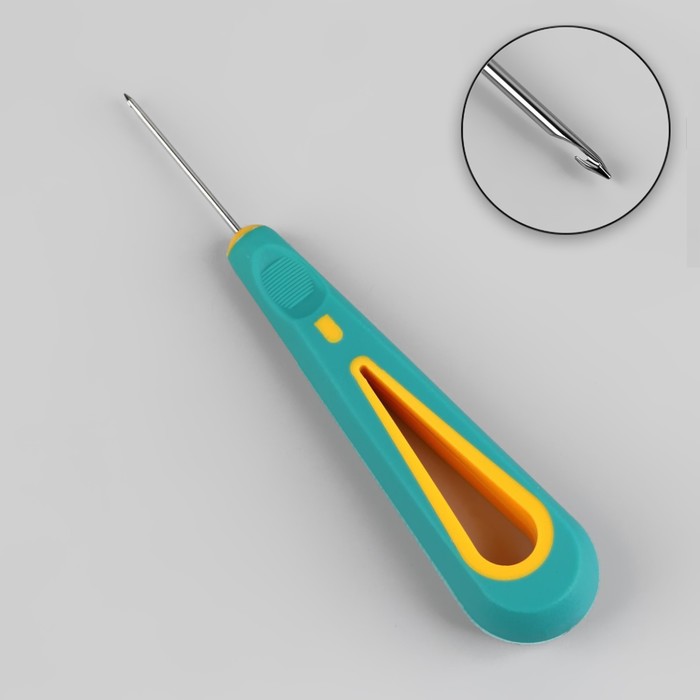 

Шило швейное, с крючком, d = 1,6 мм, 13,5 × 3 см