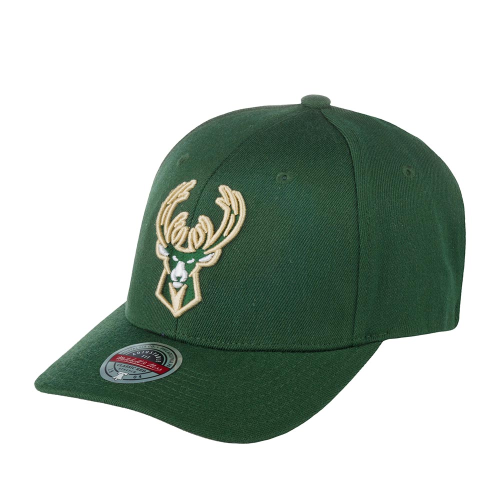 Бейсболка унисекс MITCHELL NESS HHSS3257-MBUYYPPPGREN Milwaukee Bucks NBA зеленая