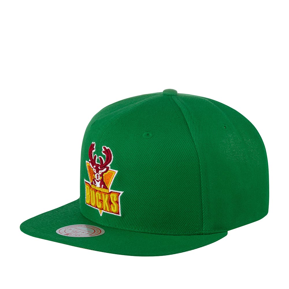 Бейсболка унисекс MITCHELL NESS 6HSSSH21296-MBUGREN Milwaukee Bucks NBA зеленая, one size