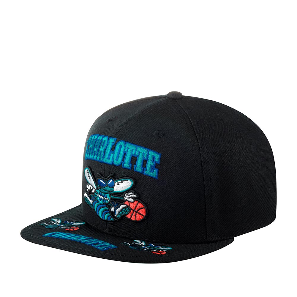 Бейсболка унисекс MITCHELL NESS HHSS2997-CHOYYPPPBLCK Charlotte Hornets NBA черная