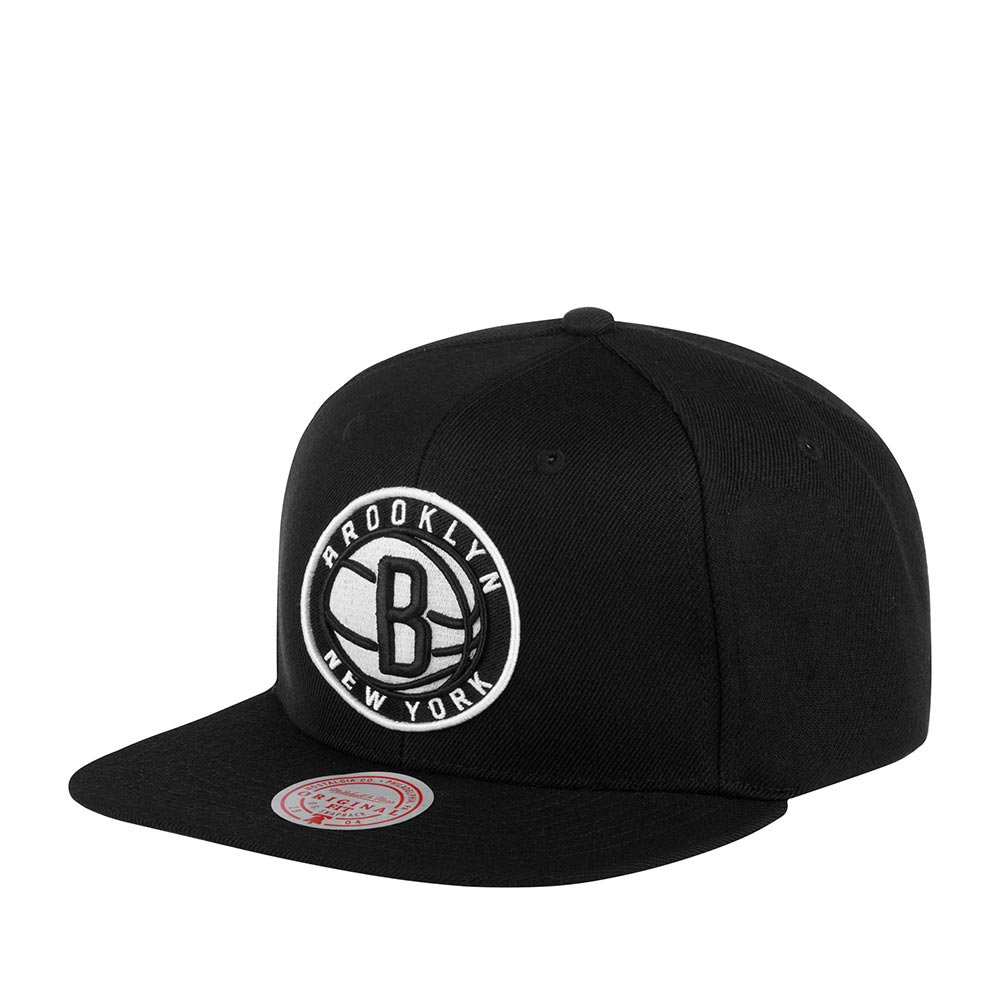 Бейсболка унисекс MITCHELL NESS HHSS3256-BNEYYPPPBLCK Brooklyn Nets NBA черная, one size