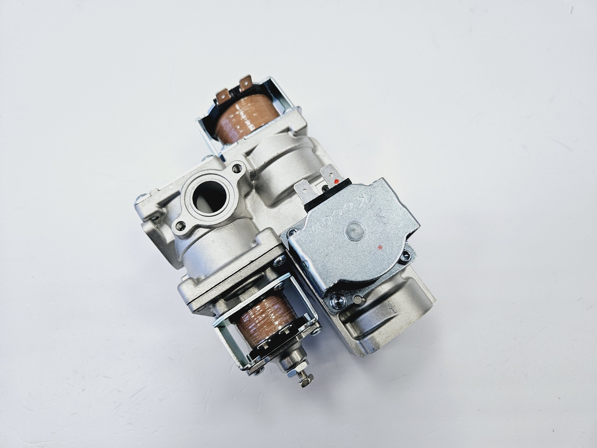 

Газовый клапан (GRV 301) DAEWOO DGB 100-300 MSC/ICH/MCF/KFC (арт. 3315434700)