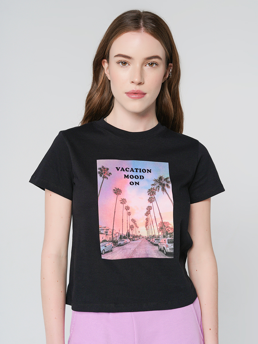 

Футболка женская ТВОЕ 92879 черная L, 92879