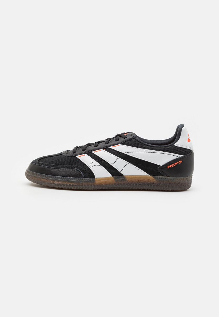 

Кроссовки унисекс Adidas AD544A1DG черные 46 EU, Черный, AD544A1DG