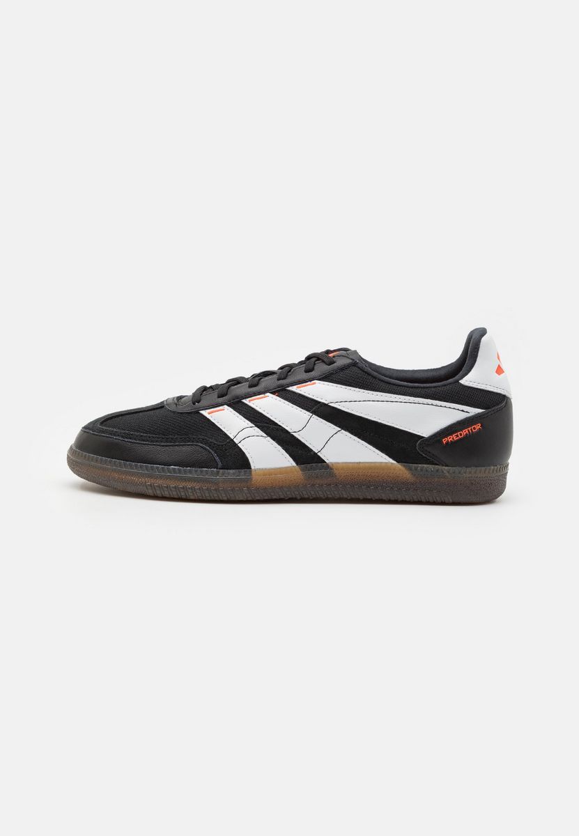 

Кроссовки унисекс Adidas AD544A1DG черные 44 2/3 EU, AD544A1DG