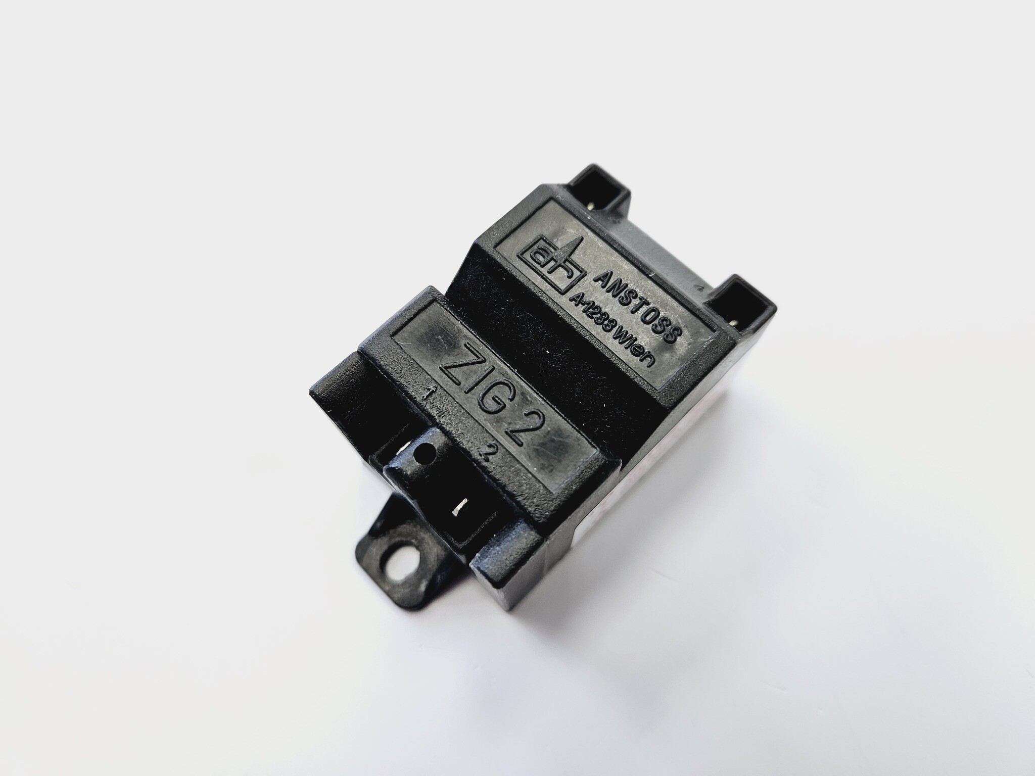 

Трансформатор розжига SAUNIER DUVAL Themaclassic/Isofast/Combitek... (арт. S5742700)