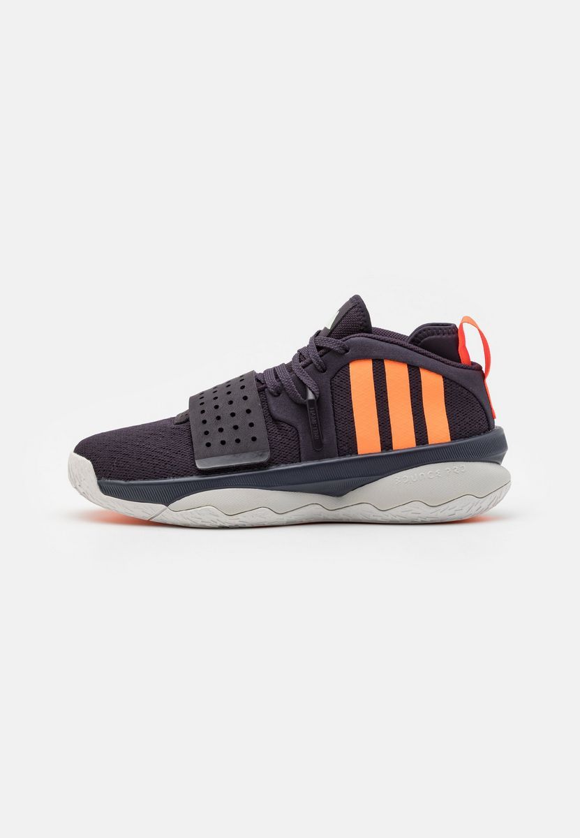 

Кроссовки унисекс Adidas AD542A53W черные 44 2/3 EU, Черный, AD542A53W
