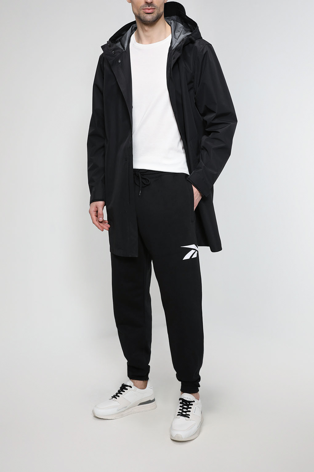 Спортивные брюки мужские Reebok HY7107 черные XL