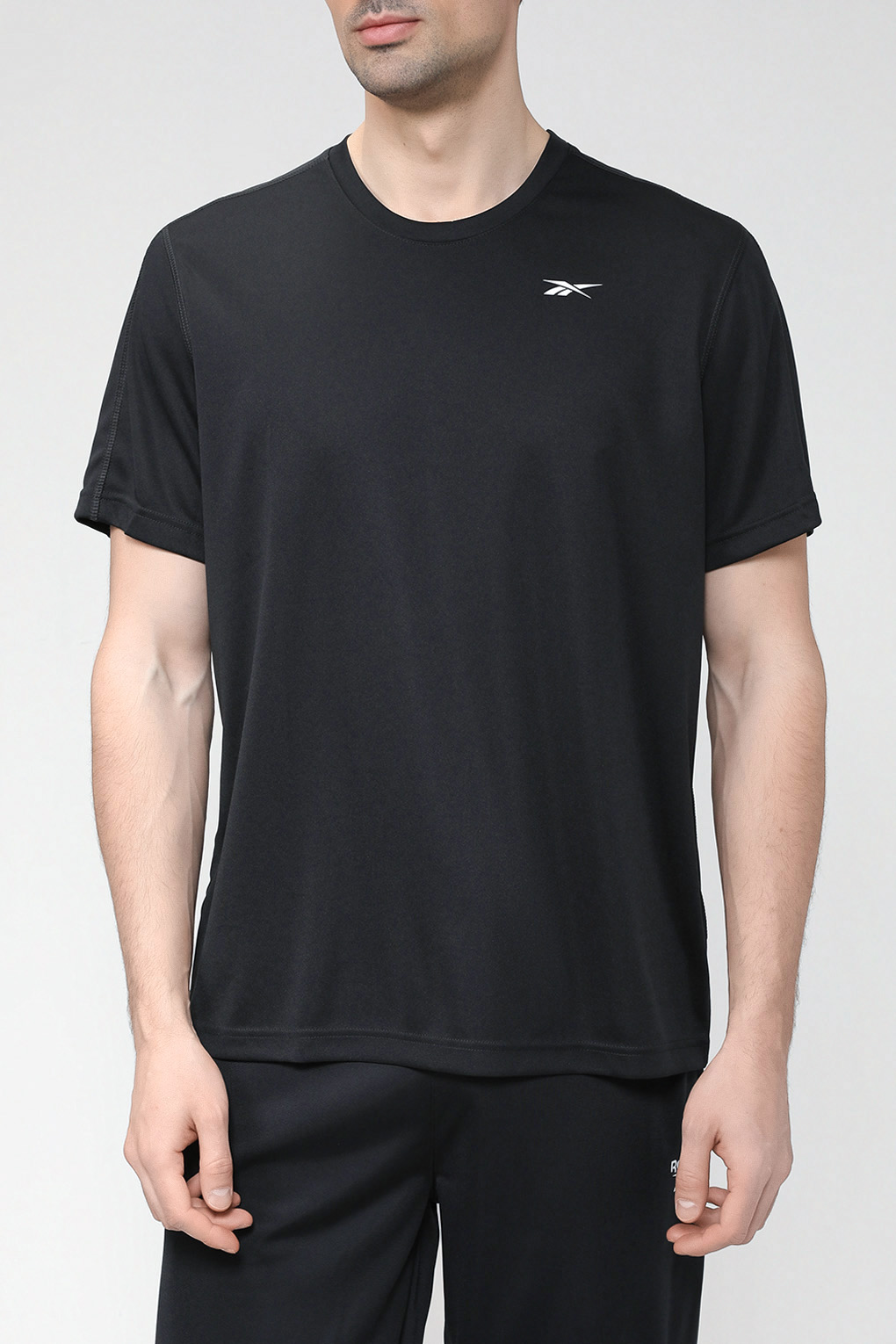 

Футболка мужская Reebok HI3916 черная 2XL, Черный, HI3916